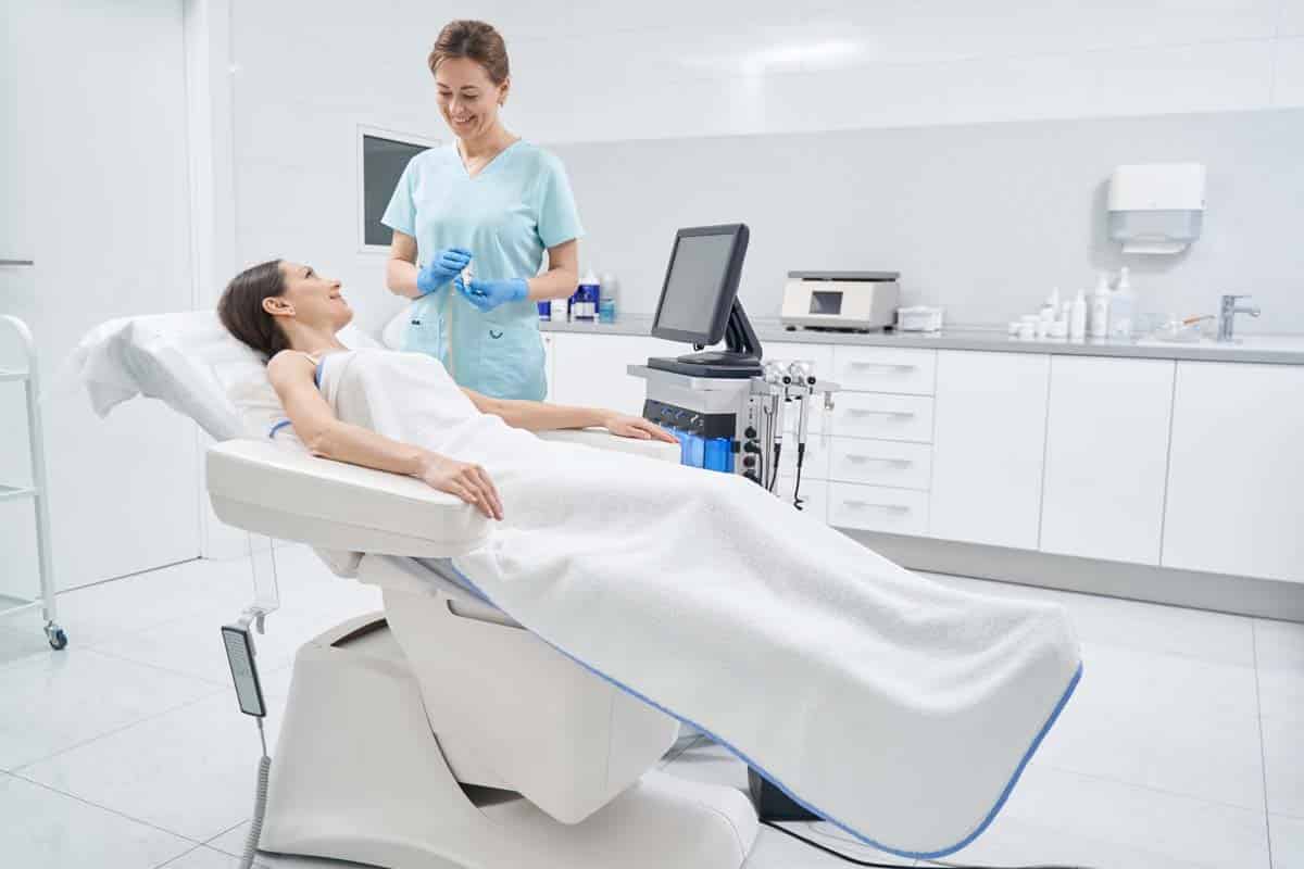 HydraFacial session